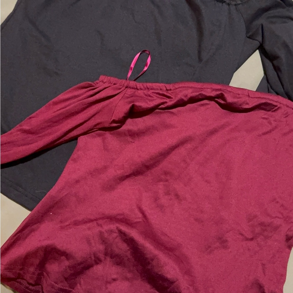 chicme Black & Burgundy off the shoulder Tops with Visible Brand Tag